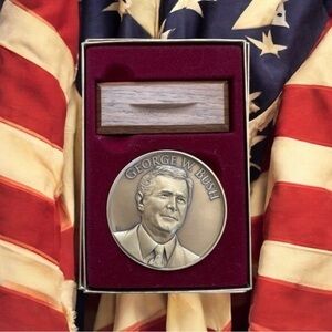 Official George W. Bush Bronze Presidential Inauguration Medal